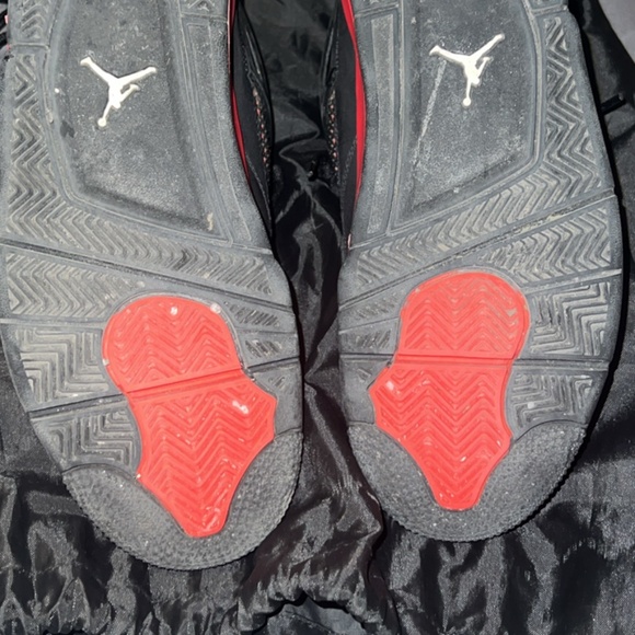 Jordan 4 Red Thunders - Picture 8 of 9
